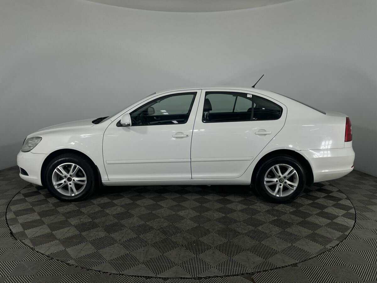 Skoda Octavia с пробегом — 2011 год. Фото: #4