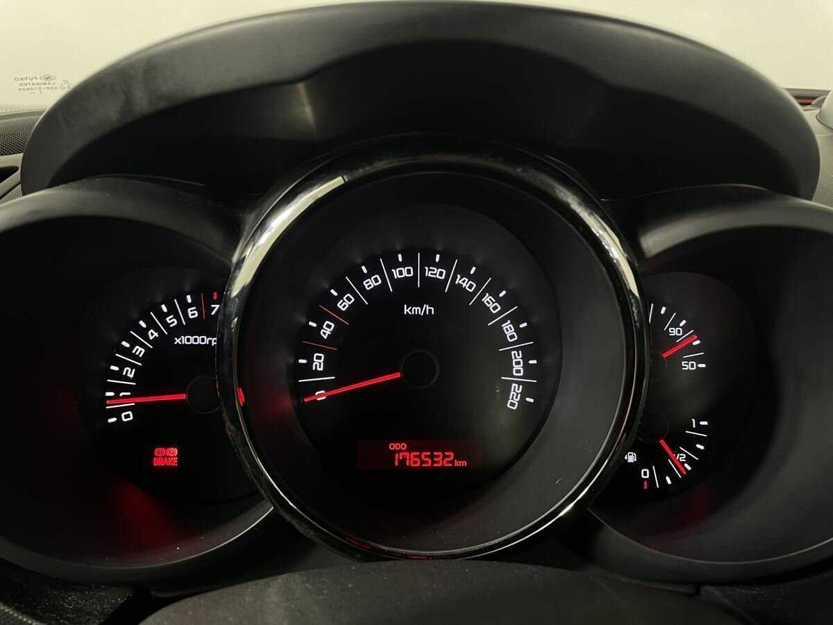 Kia Soul с пробегом — 2010 год. Фото: #10