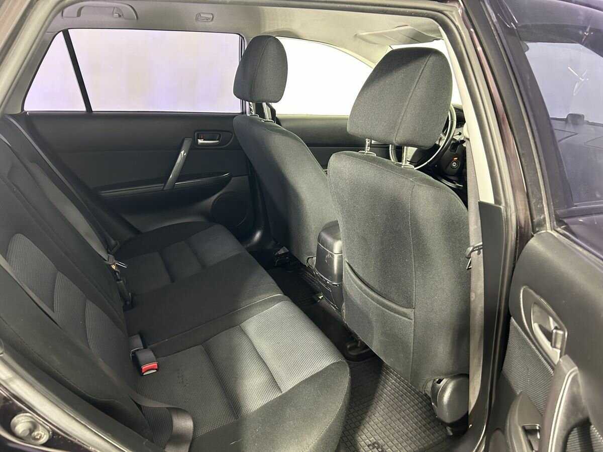 Mazda 6 с пробегом — 2005 год. Фото: #15