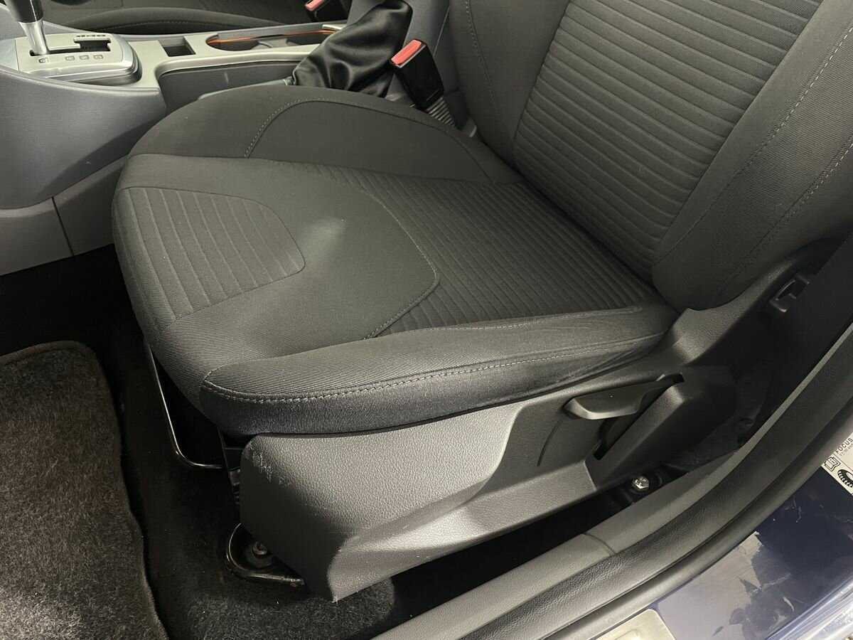 Ford Focus с пробегом — 2008 год. Фото: #9