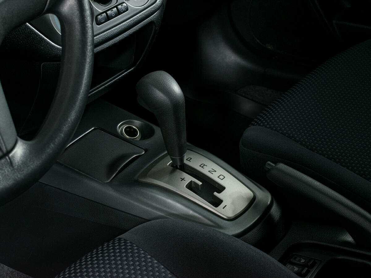 Mitsubishi Lancer с пробегом — 2006 год. Фото: #14