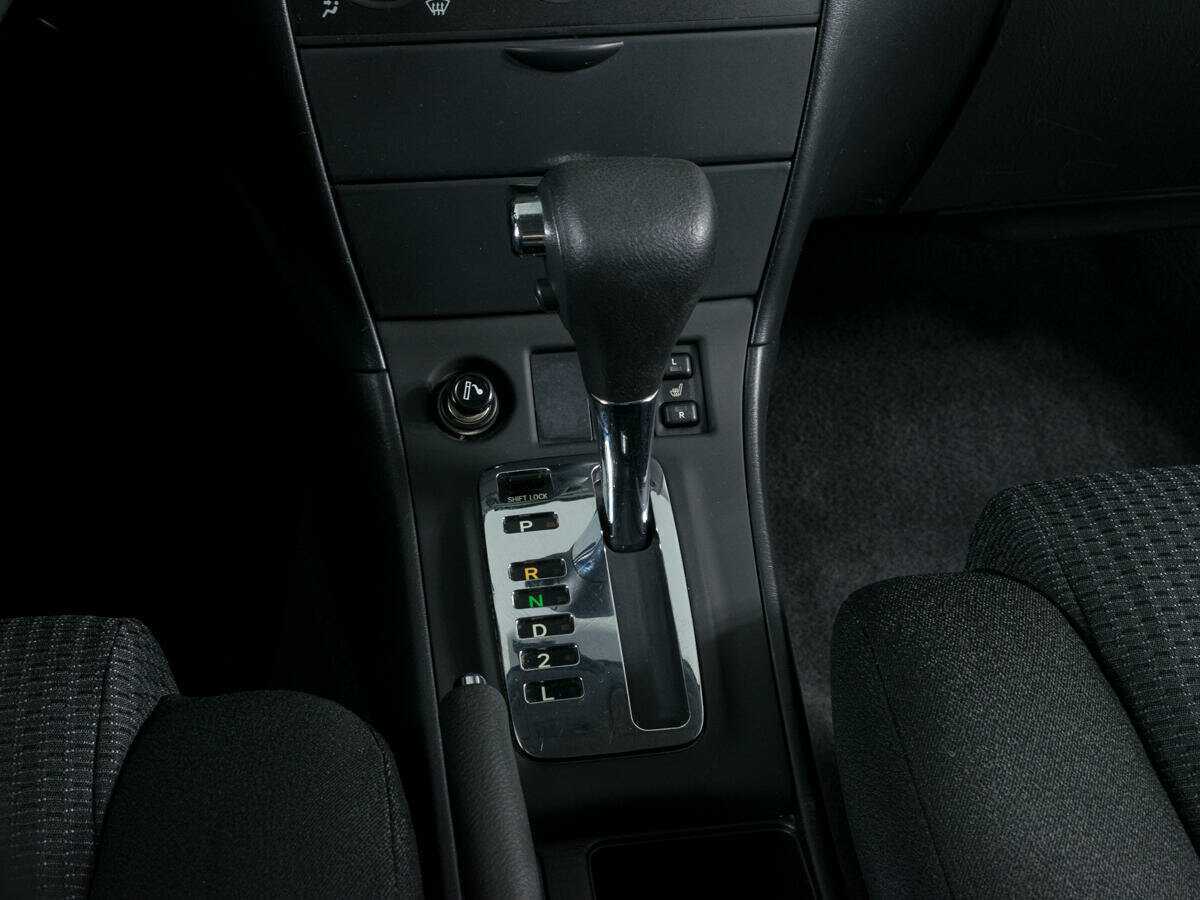 Toyota Corolla с пробегом — 2004 год. Фото: #12