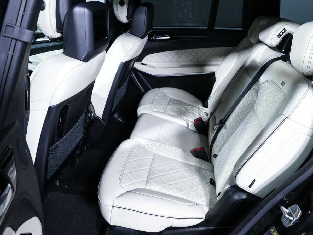 Mercedes-Benz GLS с пробегом — 2016 год. Фото: #9