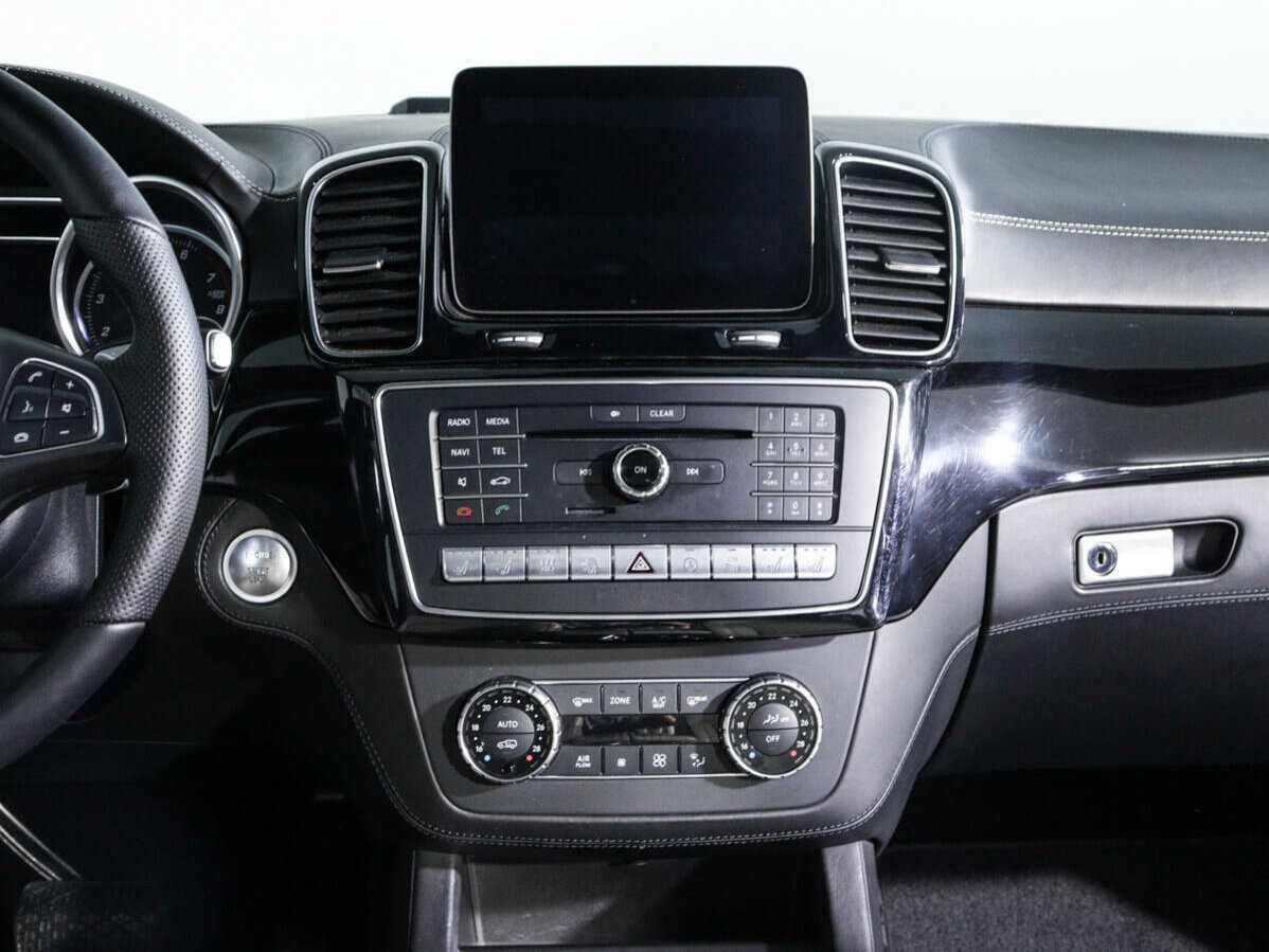 Mercedes-Benz GLS с пробегом — 2016 год. Фото: #12