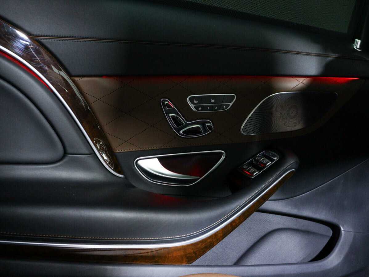 Mercedes-Benz Maybach S-Класс с пробегом — 2015 год. Фото: #15