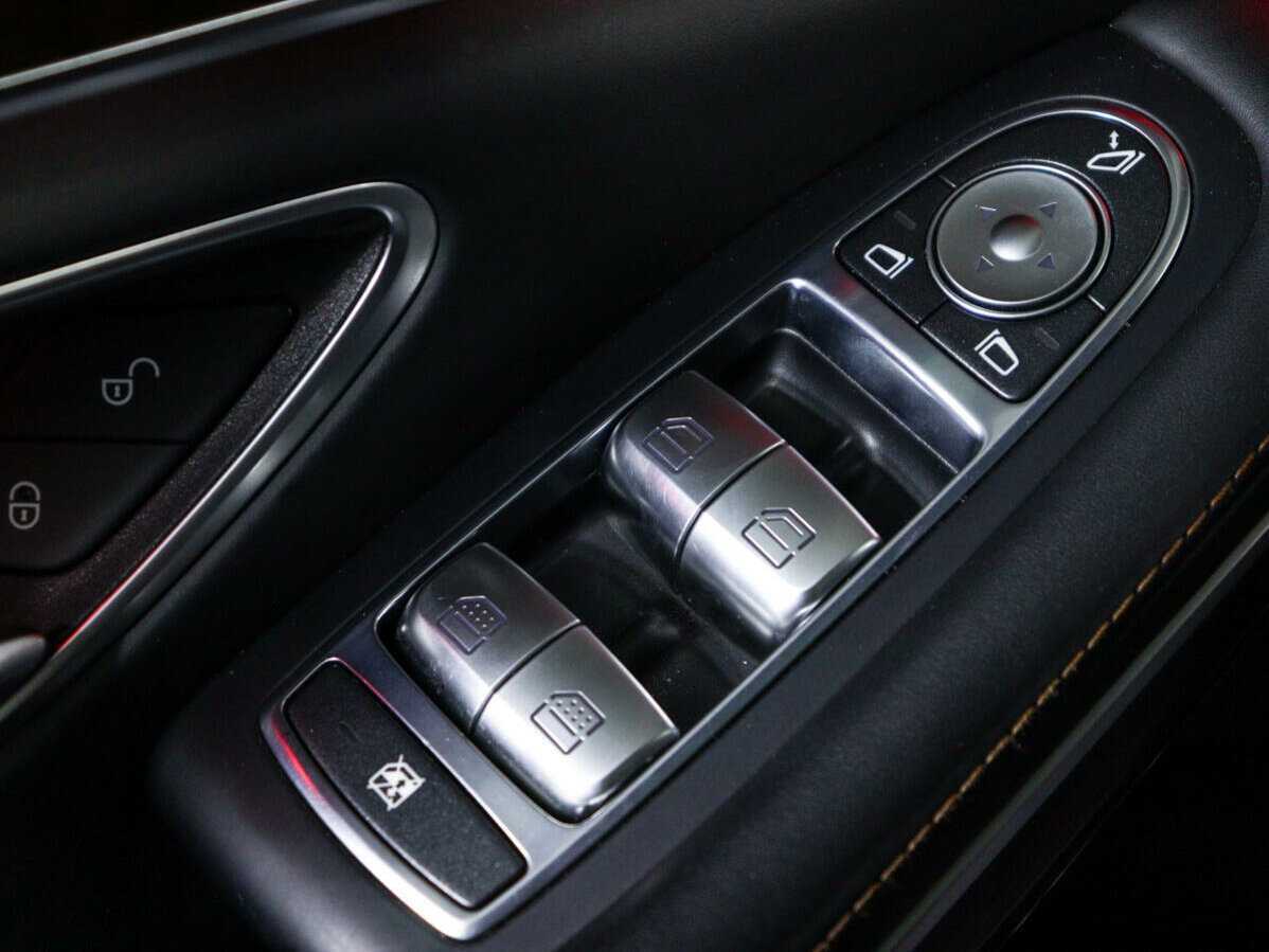 Mercedes-Benz Maybach S-Класс с пробегом — 2015 год. Фото: #27