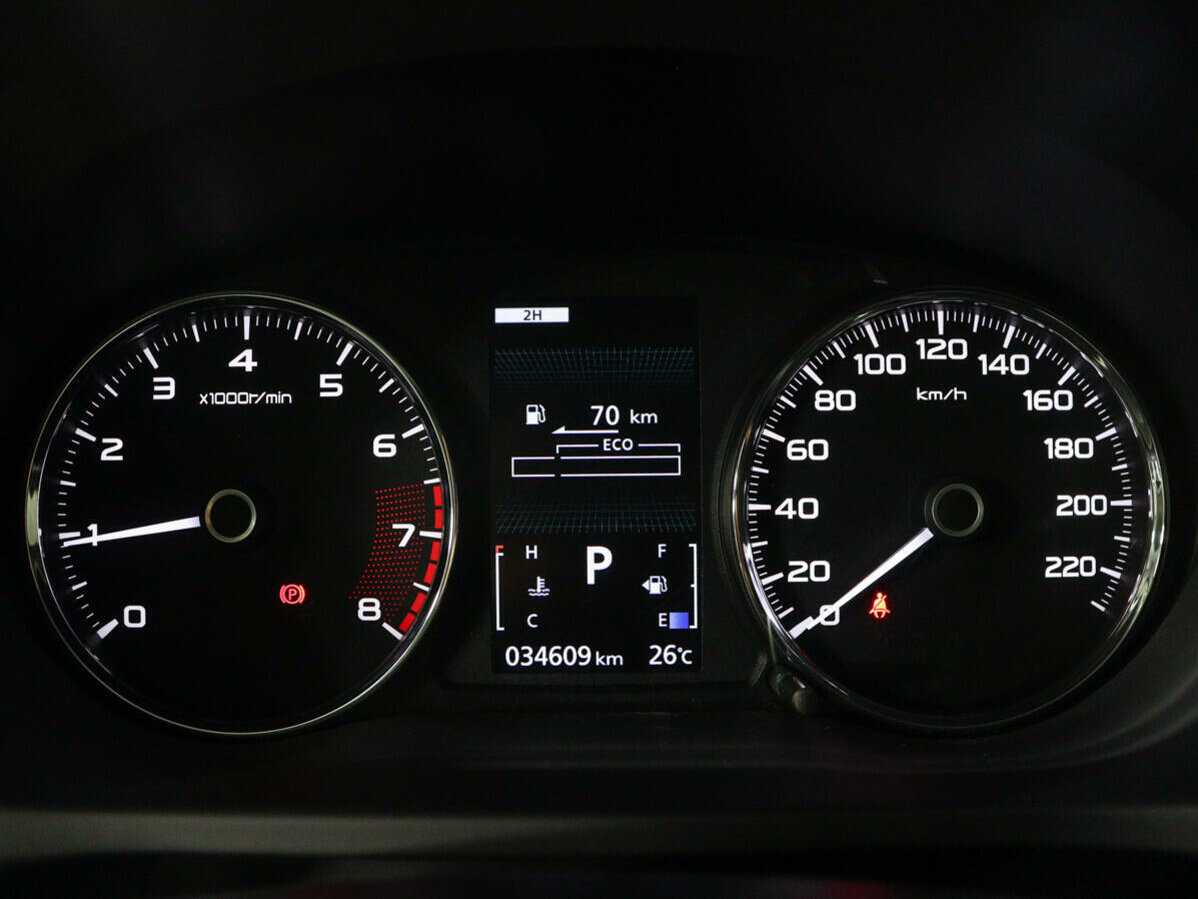 Mitsubishi Pajero Sport с пробегом — 2020 год. Фото: #8