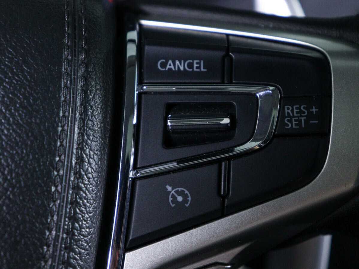 Mitsubishi Pajero Sport с пробегом — 2020 год. Фото: #20