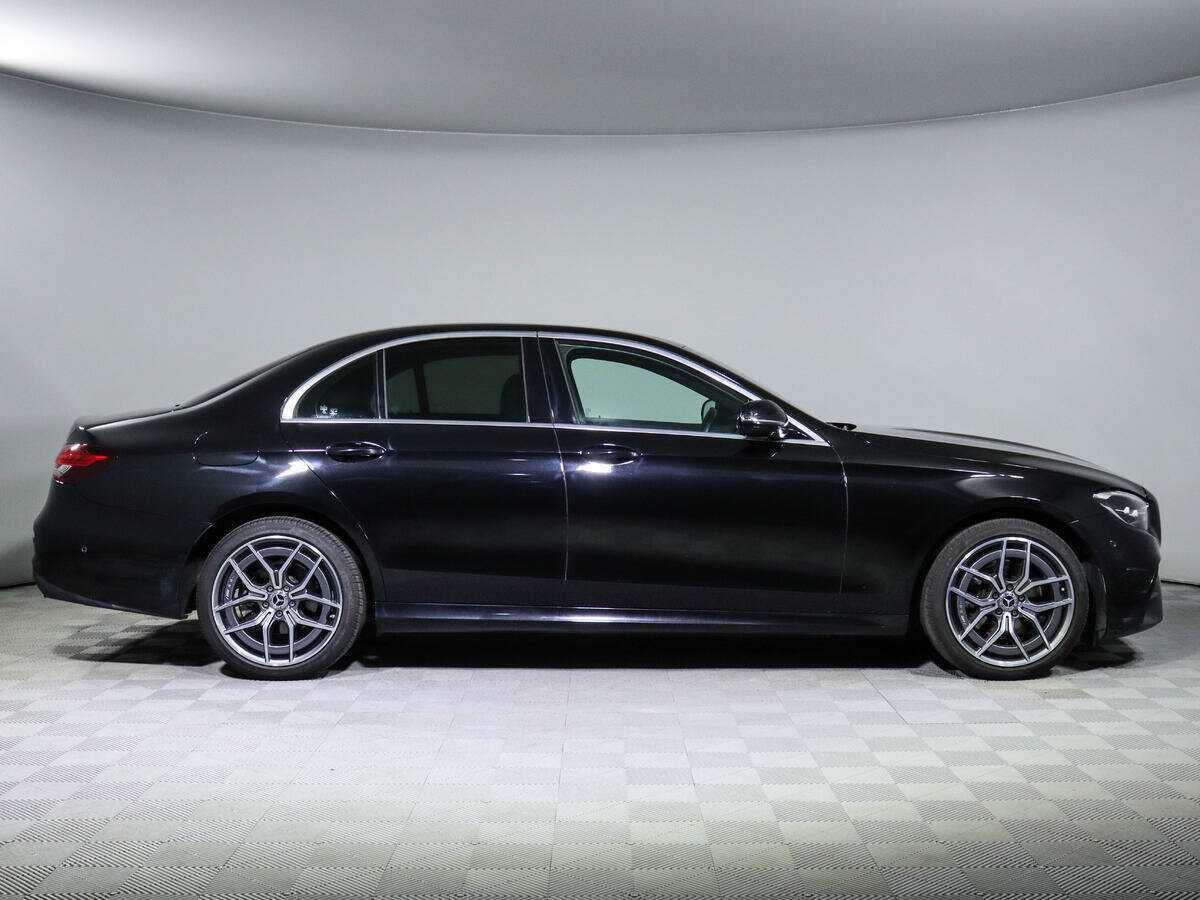 Mercedes-Benz E-Класс с пробегом — 2020 год. Фото: #3