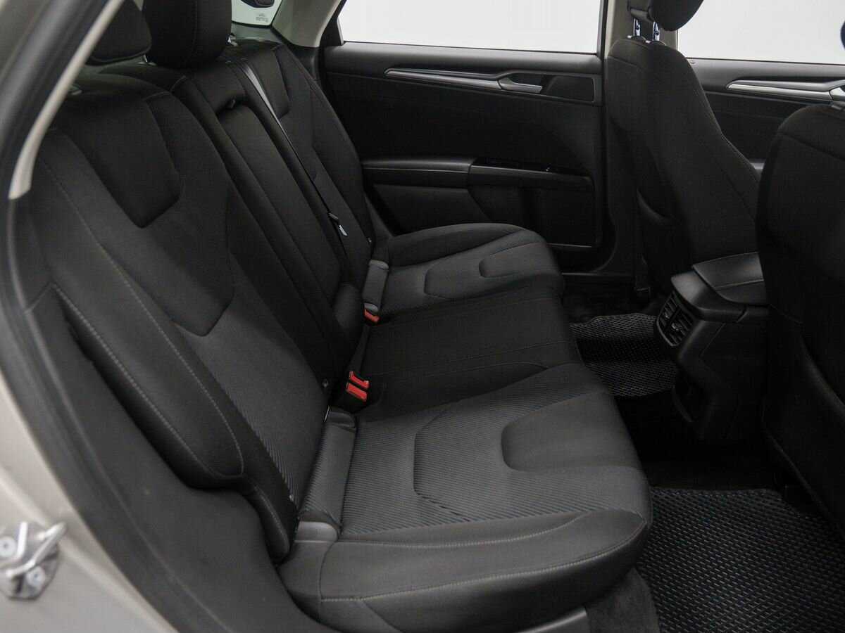 Ford Mondeo с пробегом — 2016 год. Фото: #8