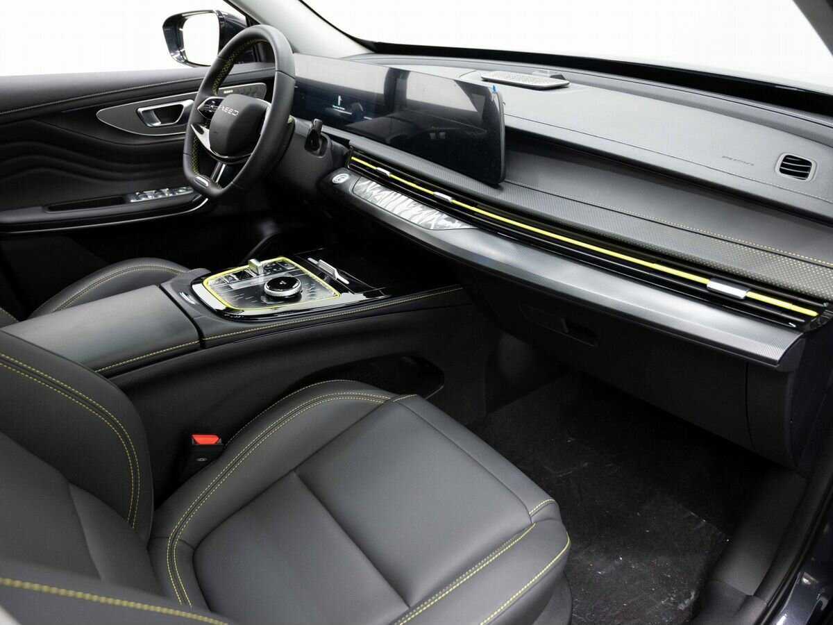 EXEED LX с пробегом — 2023 год. Фото: #10