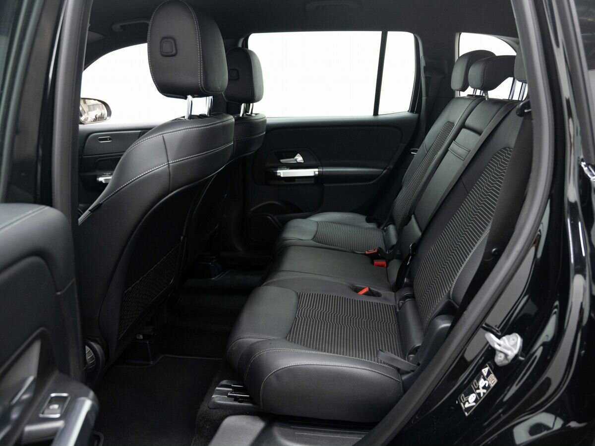 Mercedes-Benz GLB с пробегом — 2021 год. Фото: #8