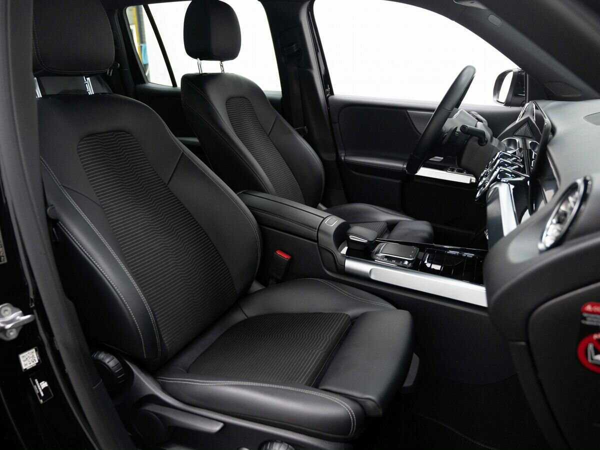 Mercedes-Benz GLB с пробегом — 2021 год. Фото: #11