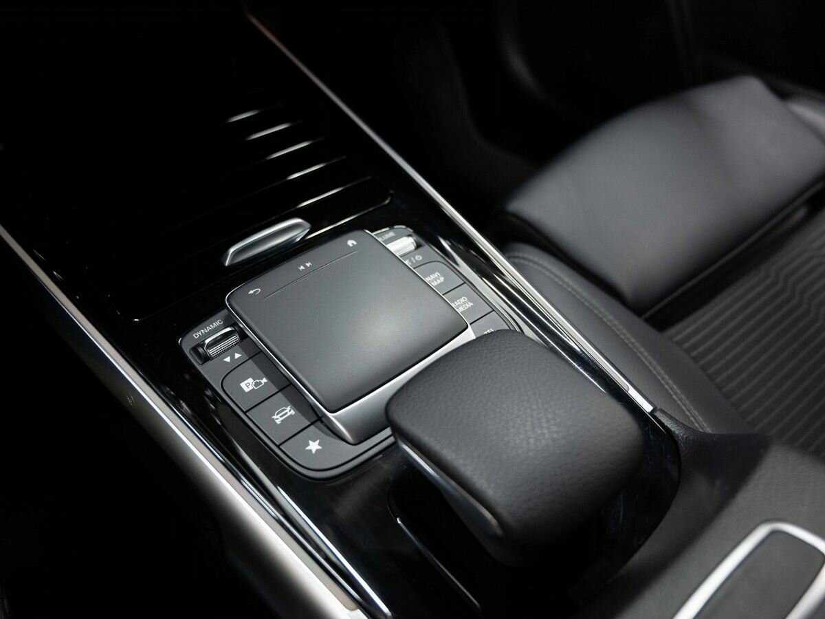 Mercedes-Benz GLB с пробегом — 2021 год. Фото: #22