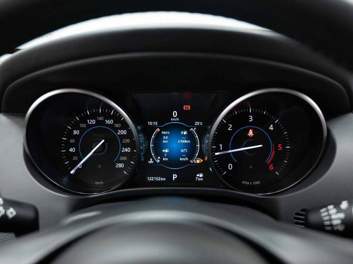 Jaguar F-Pace с пробегом — 2017 год. Фото: #16