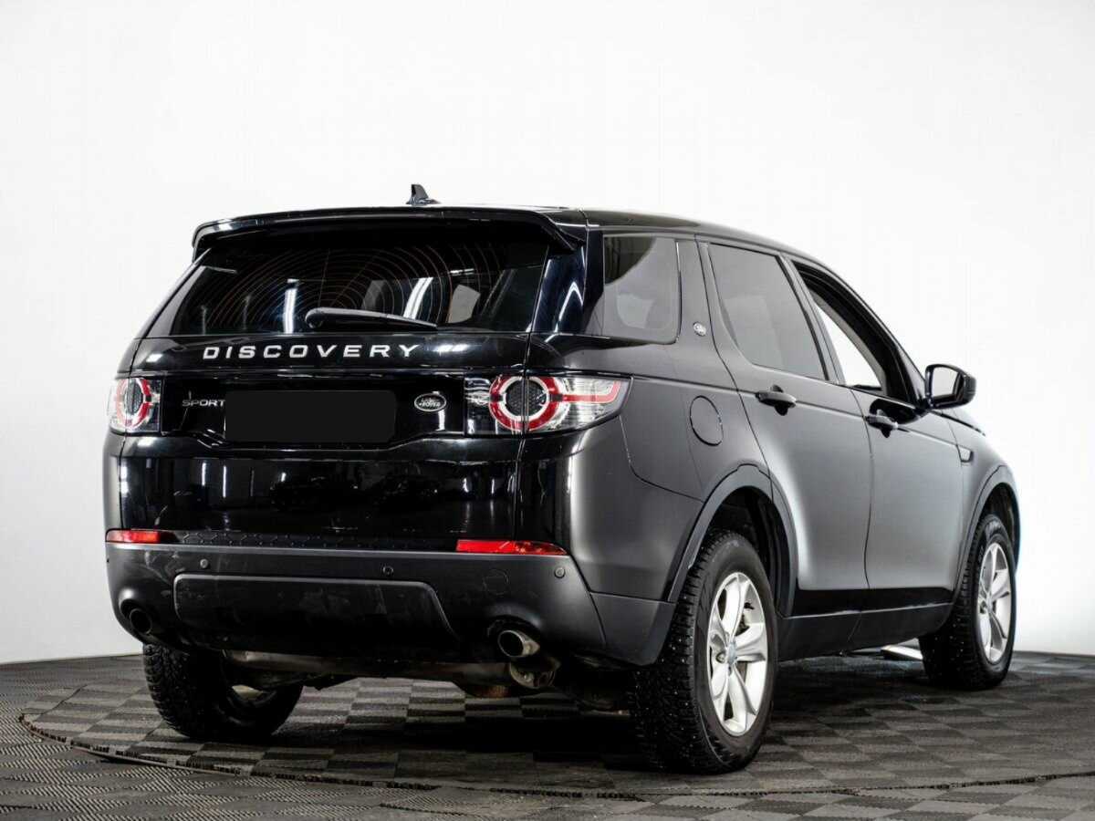 Land Rover Discovery Sport с пробегом — 2015 год. Фото: #3