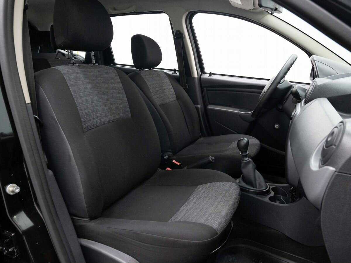 Renault Duster с пробегом — 2013 год. Фото: #11