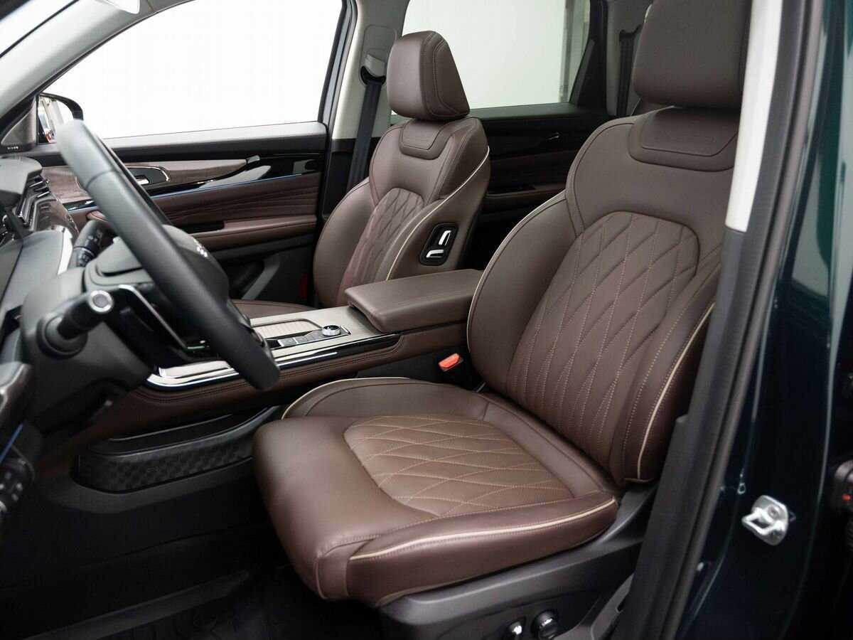 EXEED VX с пробегом — 2023 год. Фото: #7