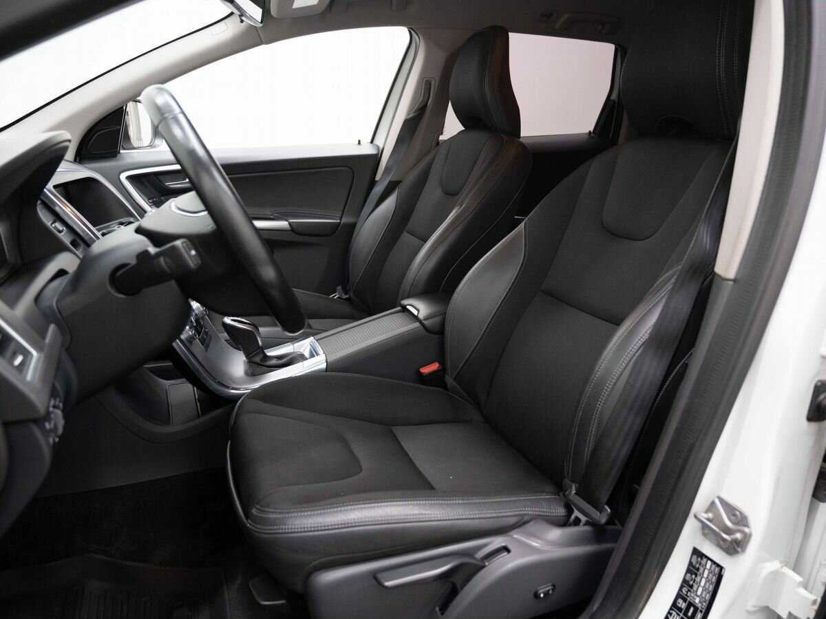 Volvo XC60 с пробегом — 2017 год. Фото: #7