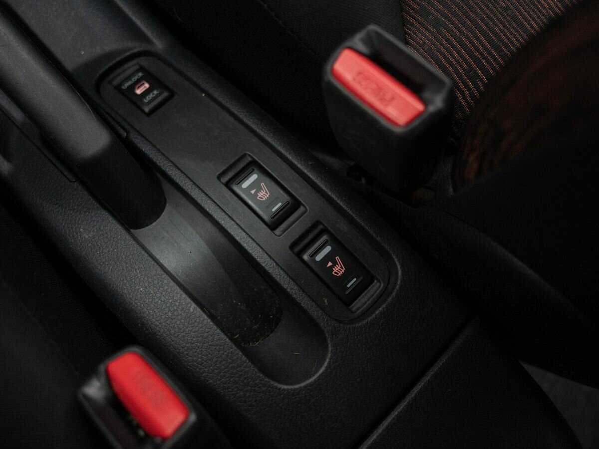 Nissan Note с пробегом — 2011 год. Фото: #17