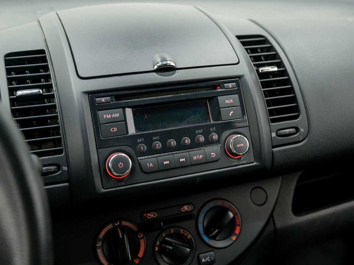 Nissan Note с пробегом — 2011 год. Фото: #19