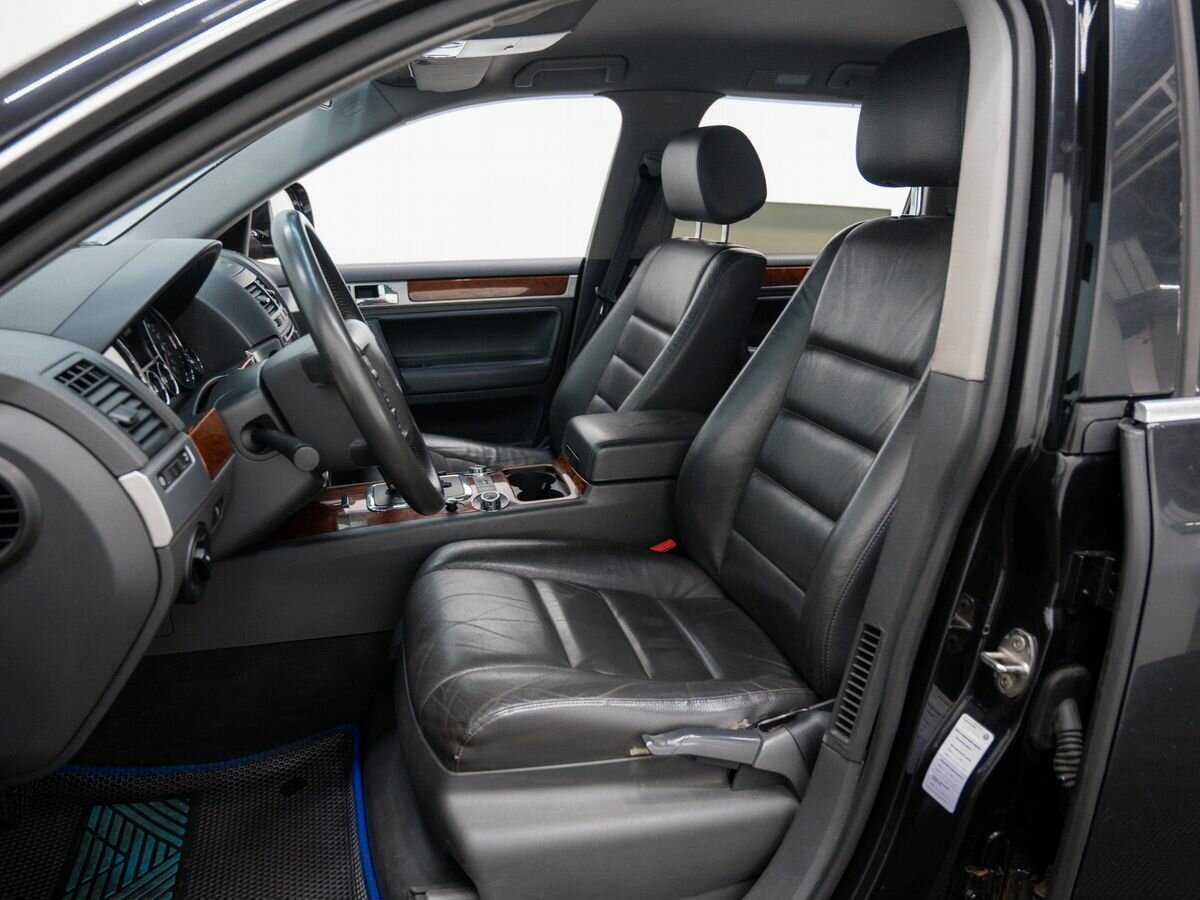 Volkswagen Touareg с пробегом — 2009 год. Фото: #13