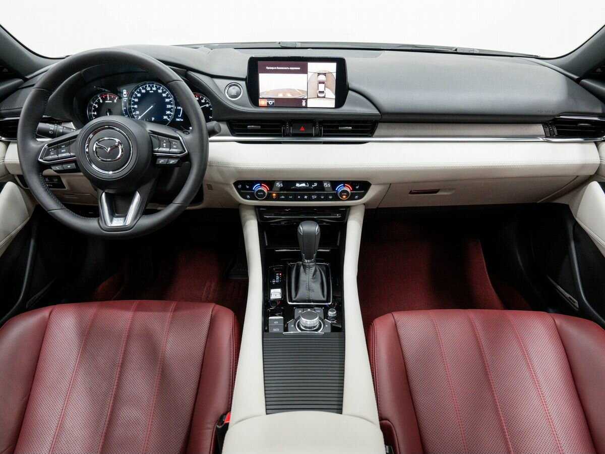 Mazda 6 с пробегом — 2021 год. Фото: #9