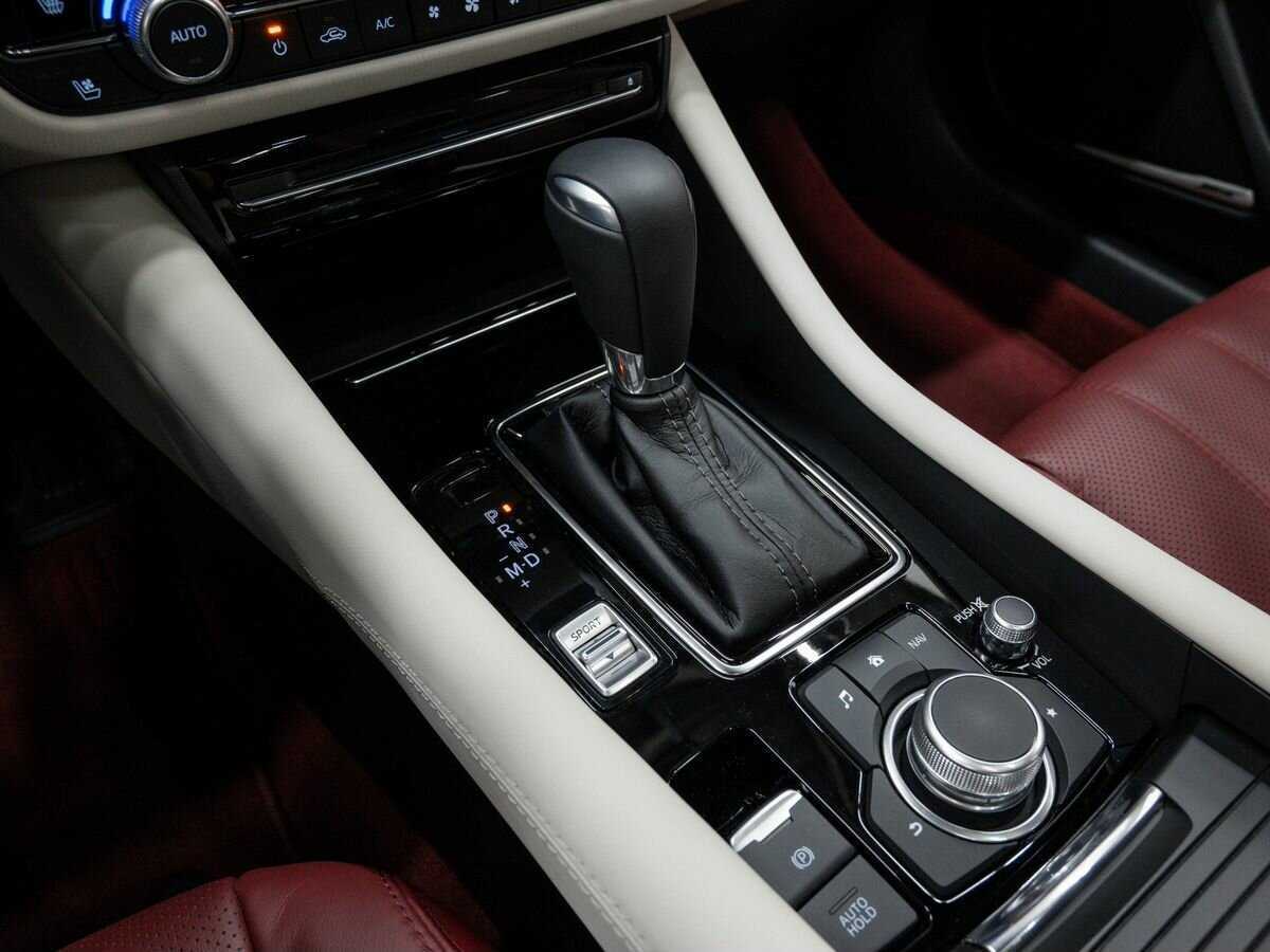 Mazda 6 с пробегом — 2021 год. Фото: #19