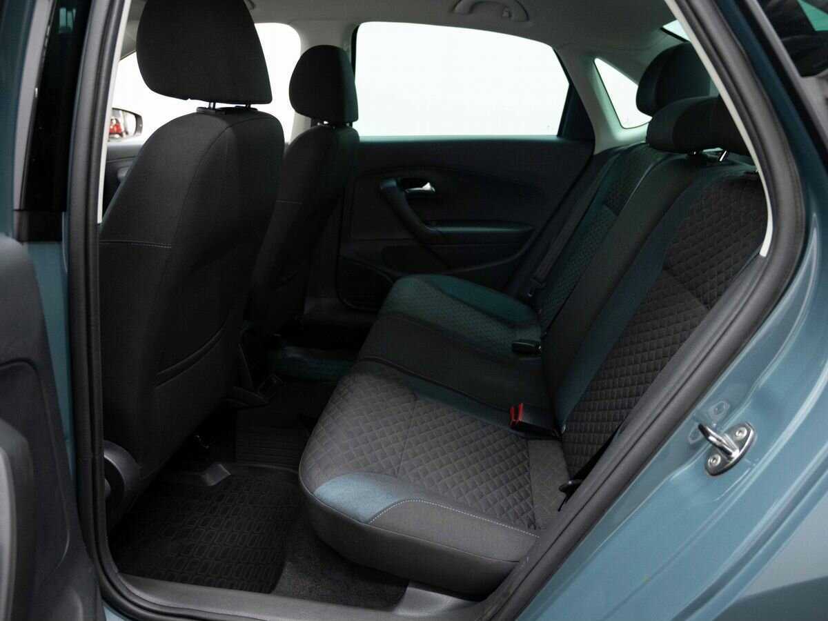 Volkswagen Polo с пробегом — 2019 год. Фото: #8