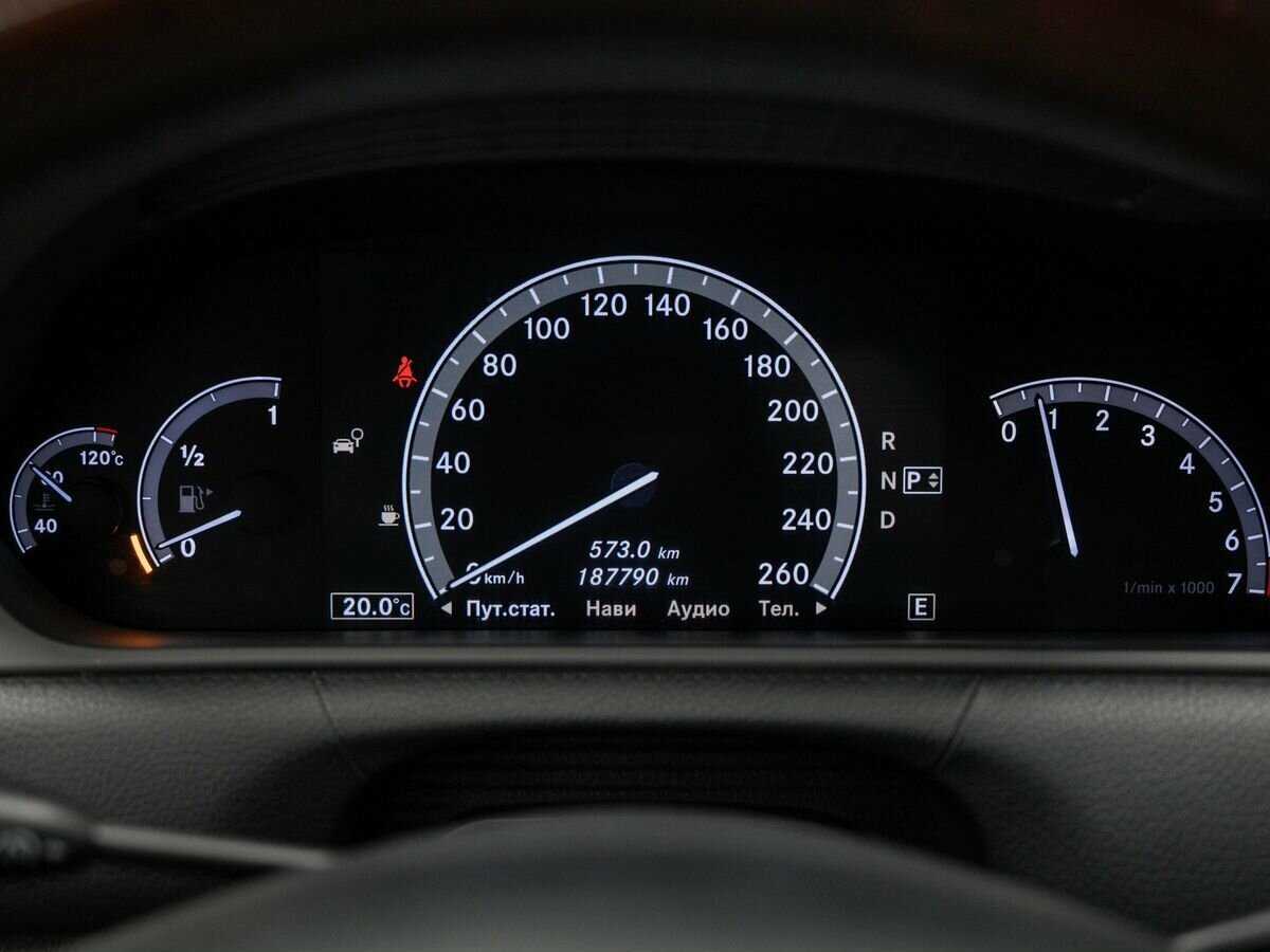 Mercedes-Benz CL-Класс с пробегом — 2012 год. Фото: #23