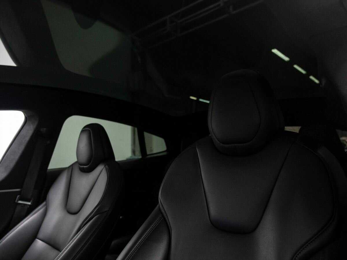 Tesla Model S с пробегом — 2020 год. Фото: #20
