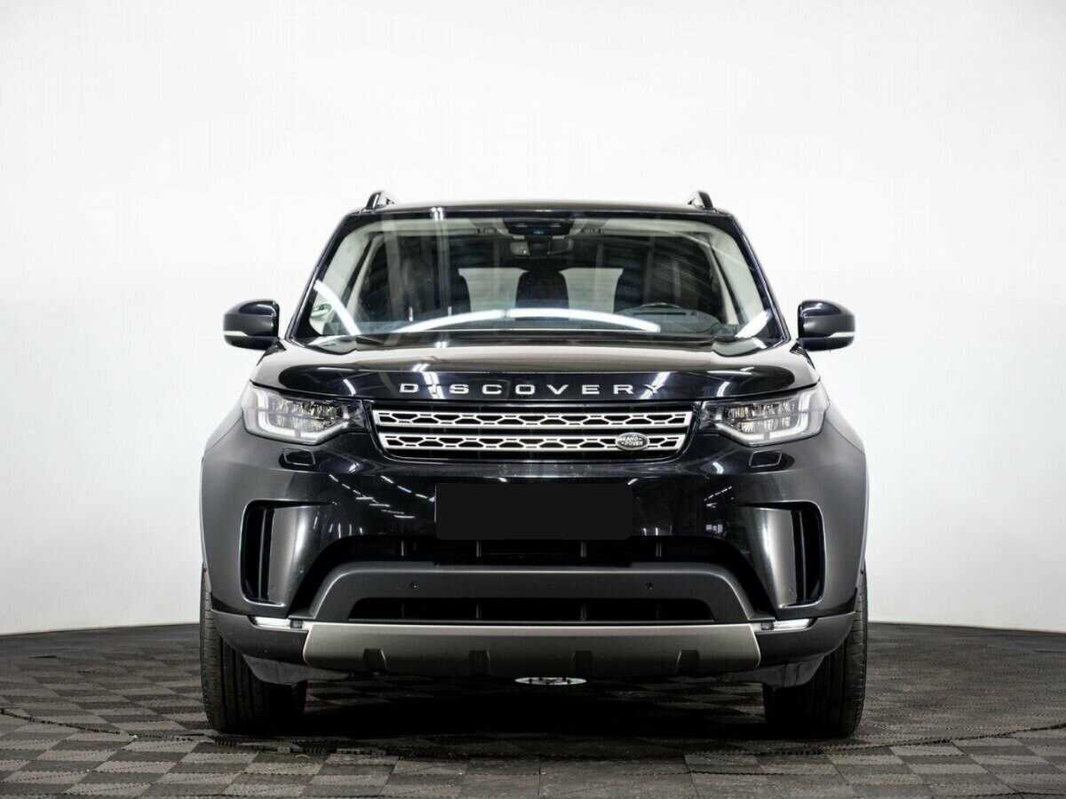 Land Rover Discovery с пробегом — 2017 год. Фото: #1