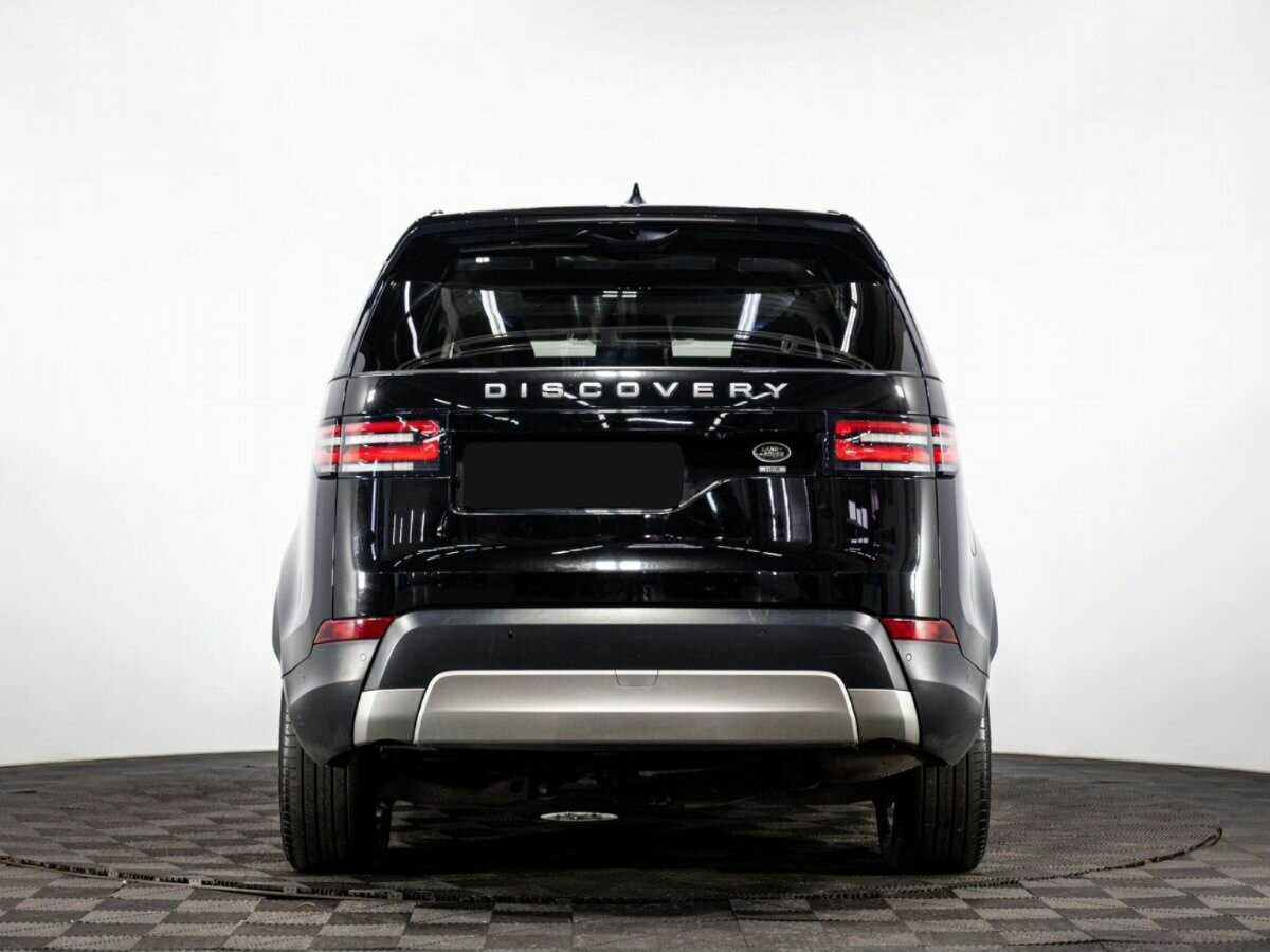 Land Rover Discovery с пробегом — 2017 год. Фото: #4