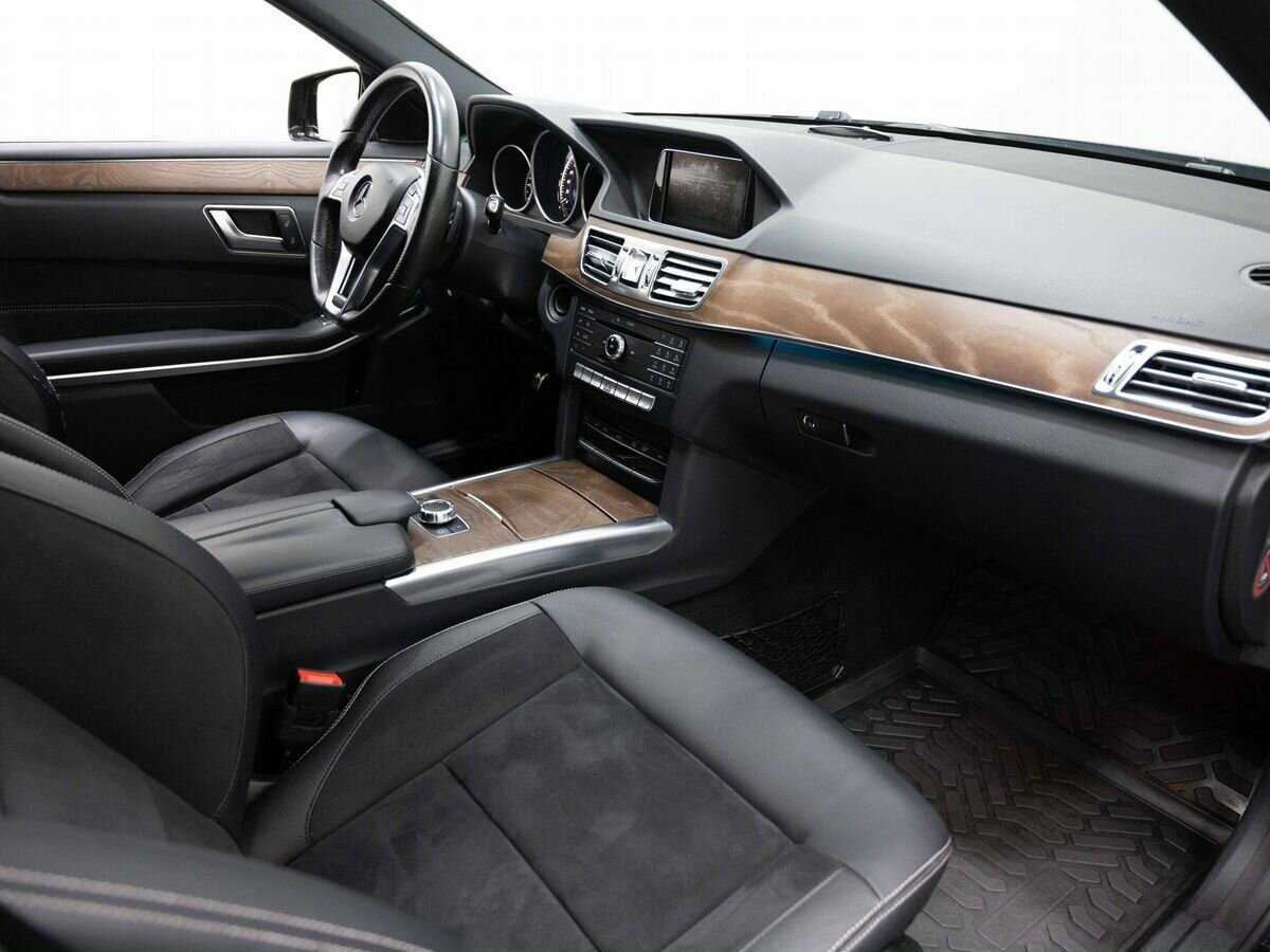Mercedes-Benz E-Класс с пробегом — 2015 год. Фото: #10