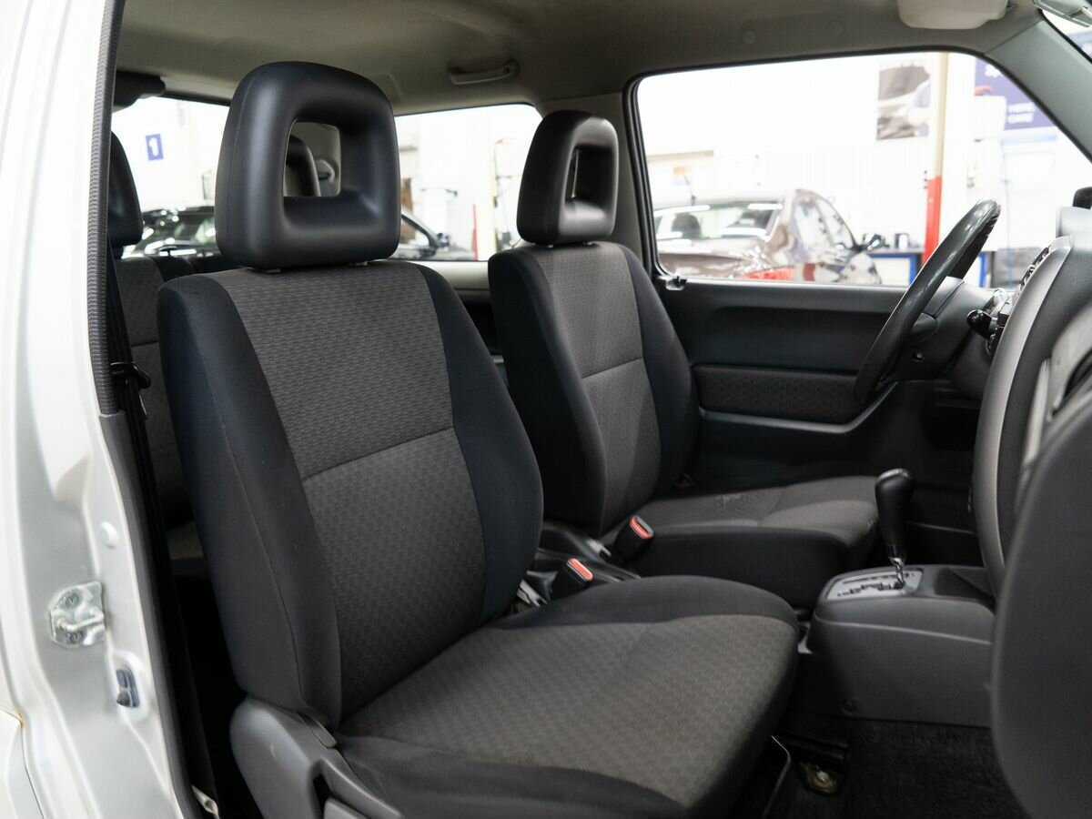 Suzuki Jimny с пробегом — 2007 год. Фото: #7