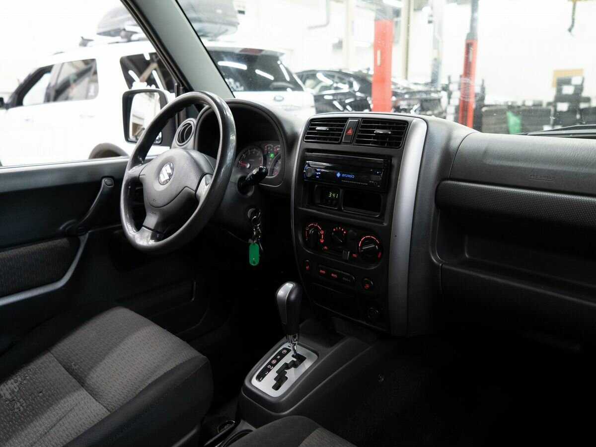 Suzuki Jimny с пробегом — 2007 год. Фото: #15