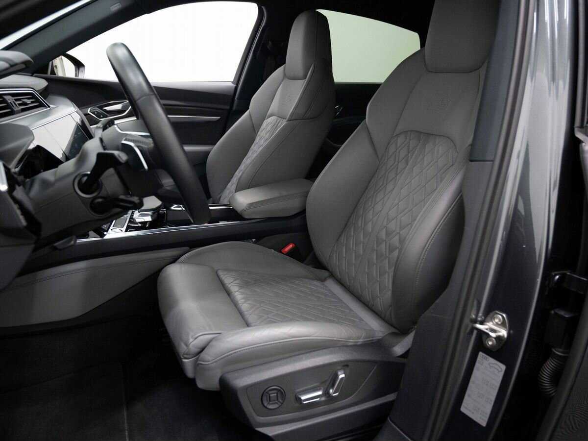 Audi e-tron с пробегом — 2020 год. Фото: #7