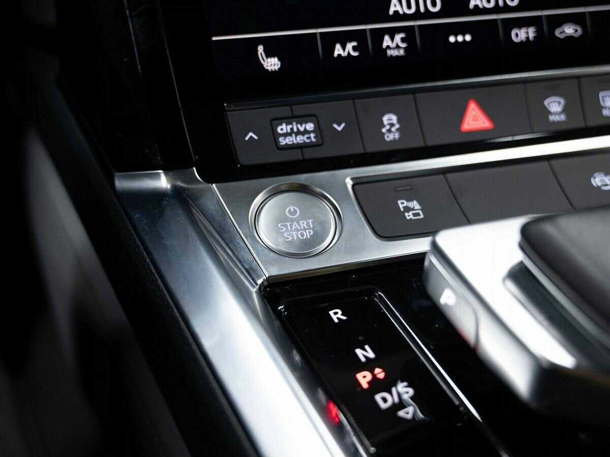 Audi e-tron с пробегом — 2020 год. Фото: #26