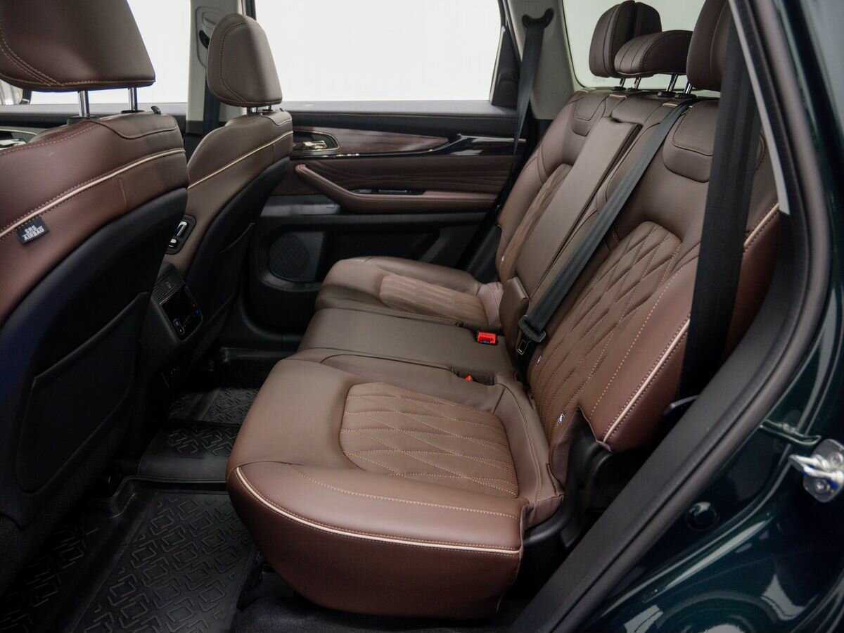 EXEED VX с пробегом — 2023 год. Фото: #15