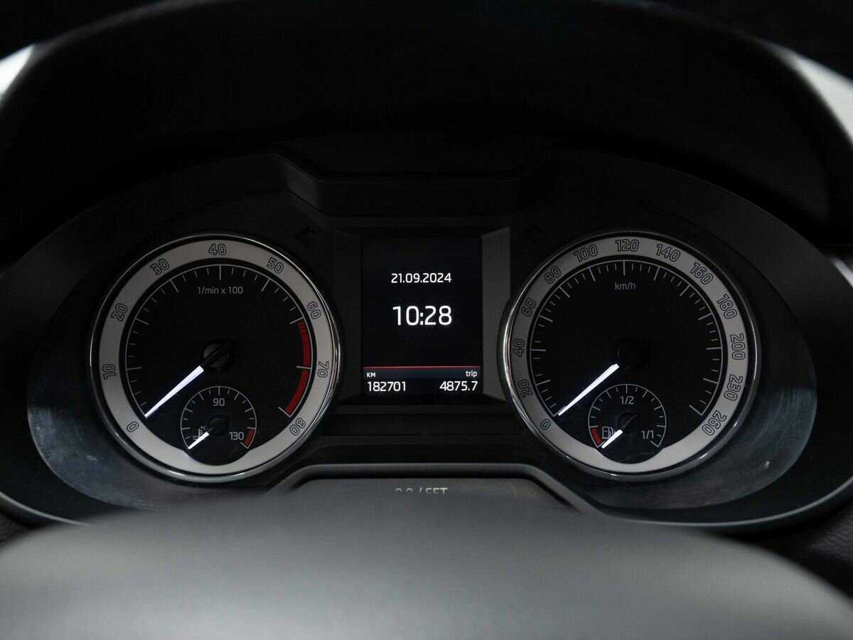 Skoda Octavia с пробегом — 2017 год. Фото: #16