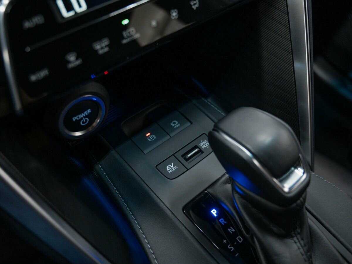 Toyota Venza с пробегом — 2022 год. Фото: #19