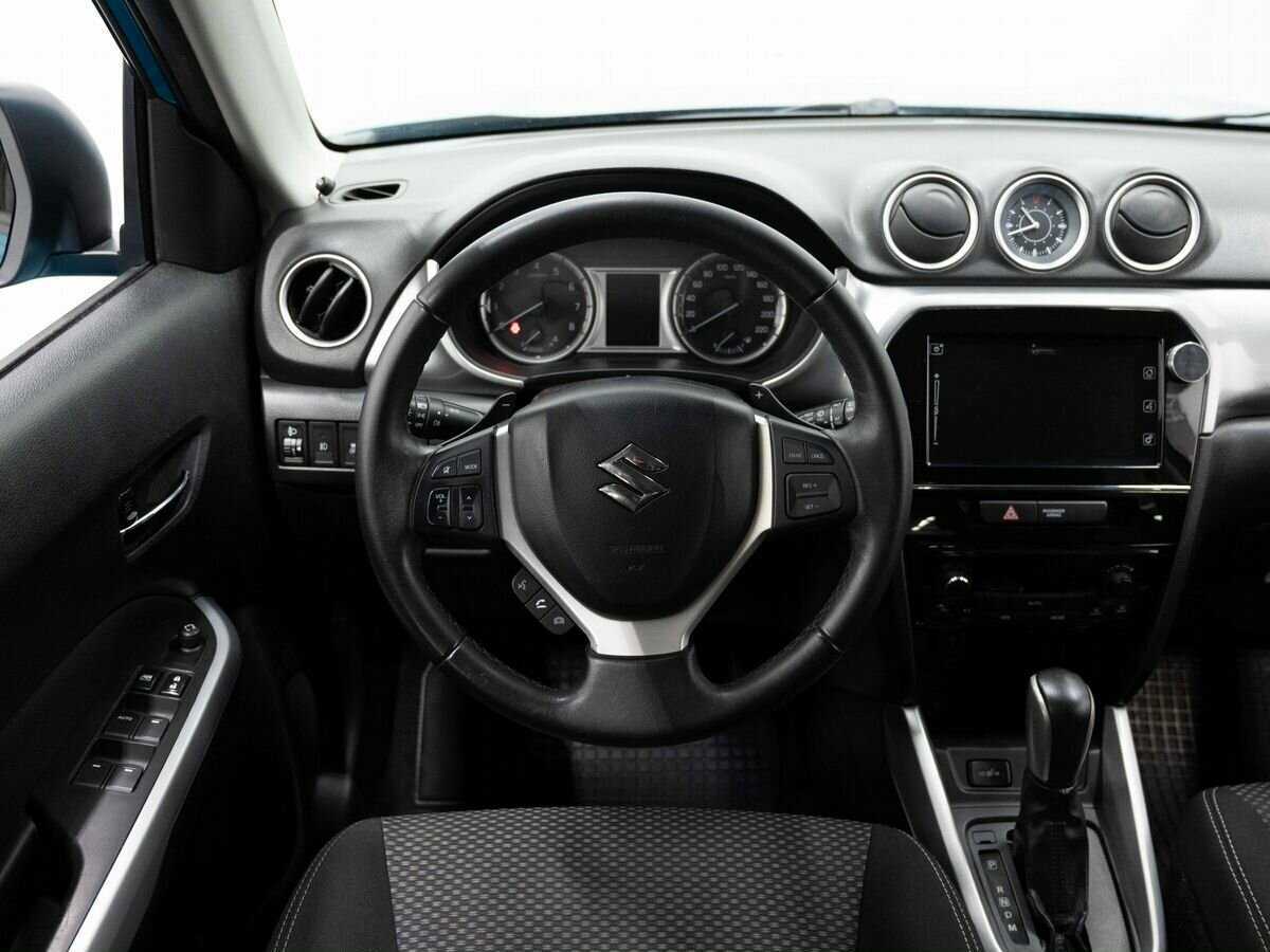 Suzuki Vitara с пробегом — 2016 год. Фото: #13