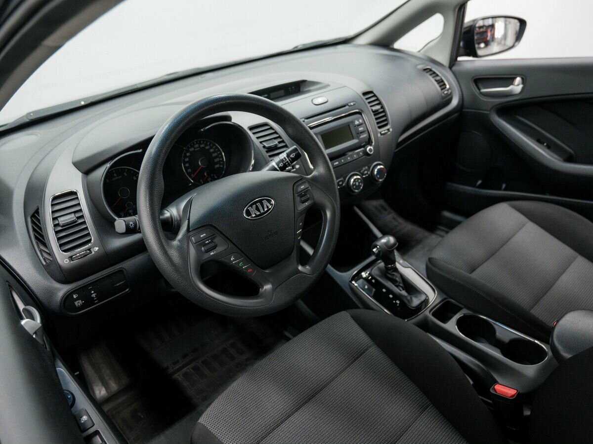 Kia Cerato с пробегом — 2018 год. Фото: #12