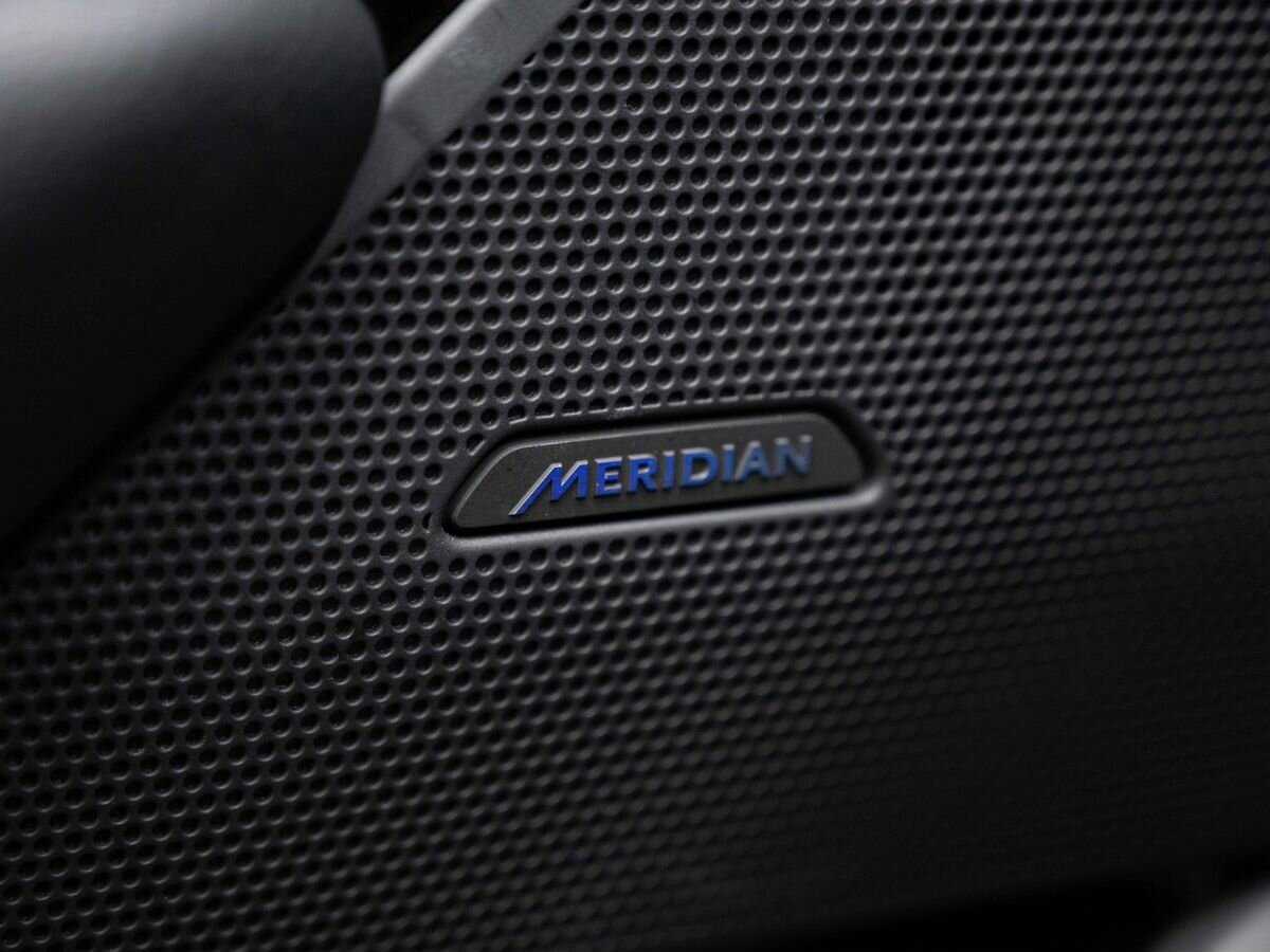 Land Rover Range Rover Velar с пробегом — 2019 год. Фото: #20