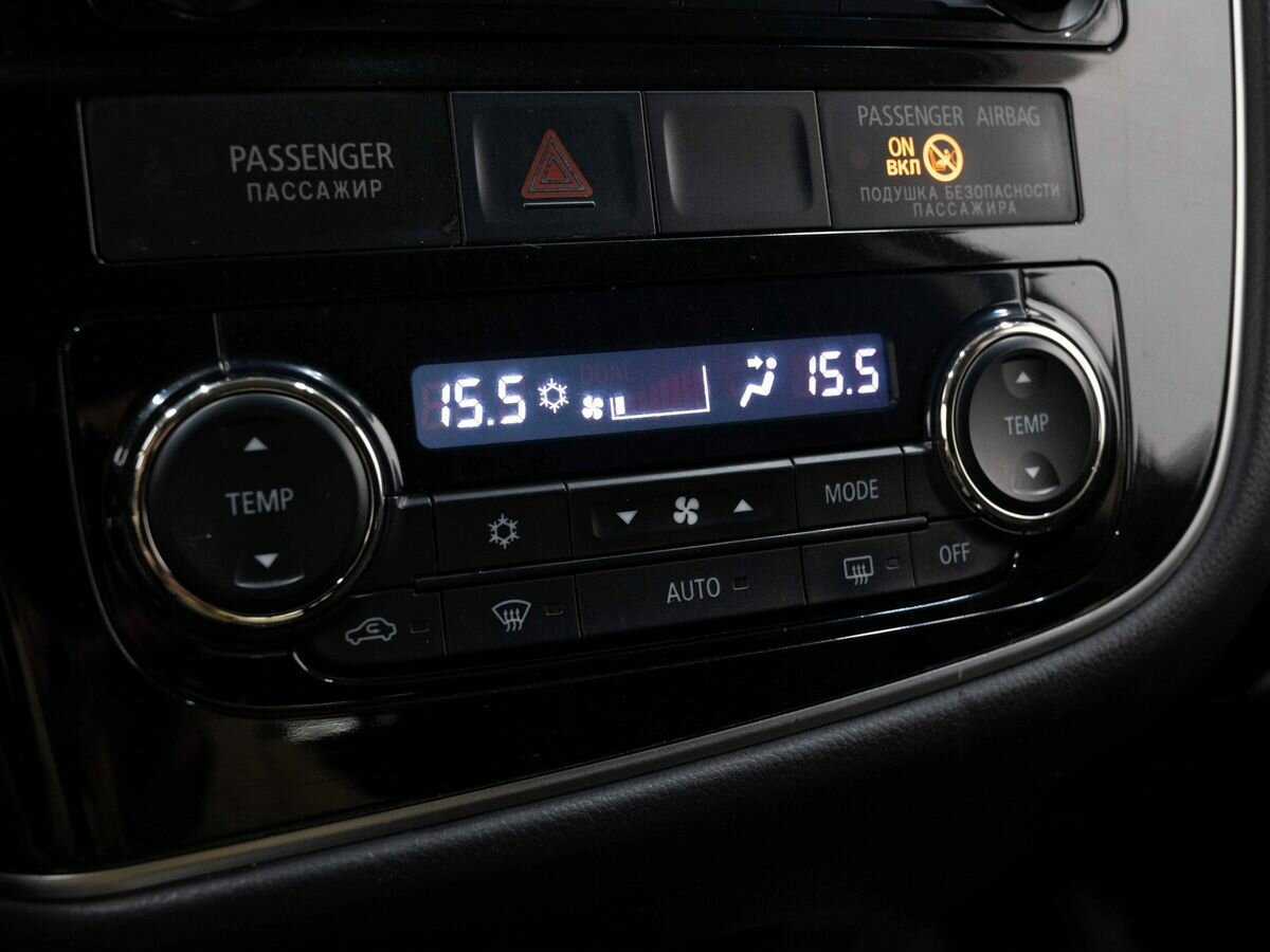 Mitsubishi Outlander с пробегом — 2012 год. Фото: #21