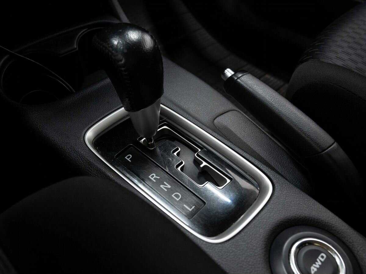 Mitsubishi Outlander с пробегом — 2012 год. Фото: #22