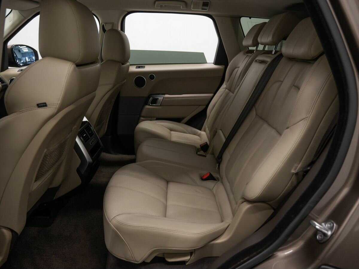 Land Rover Range Rover Sport с пробегом — 2013 год. Фото: #12