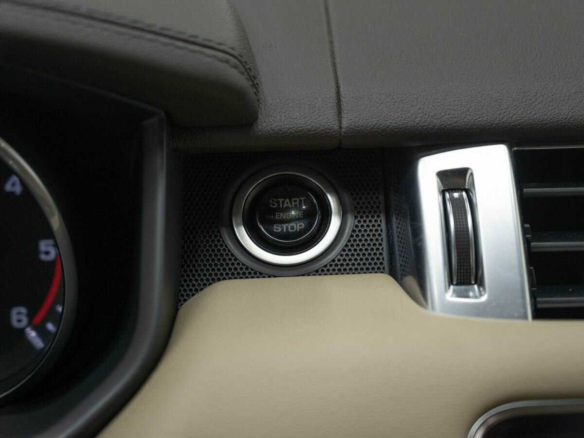 Land Rover Range Rover Sport с пробегом — 2013 год. Фото: #24