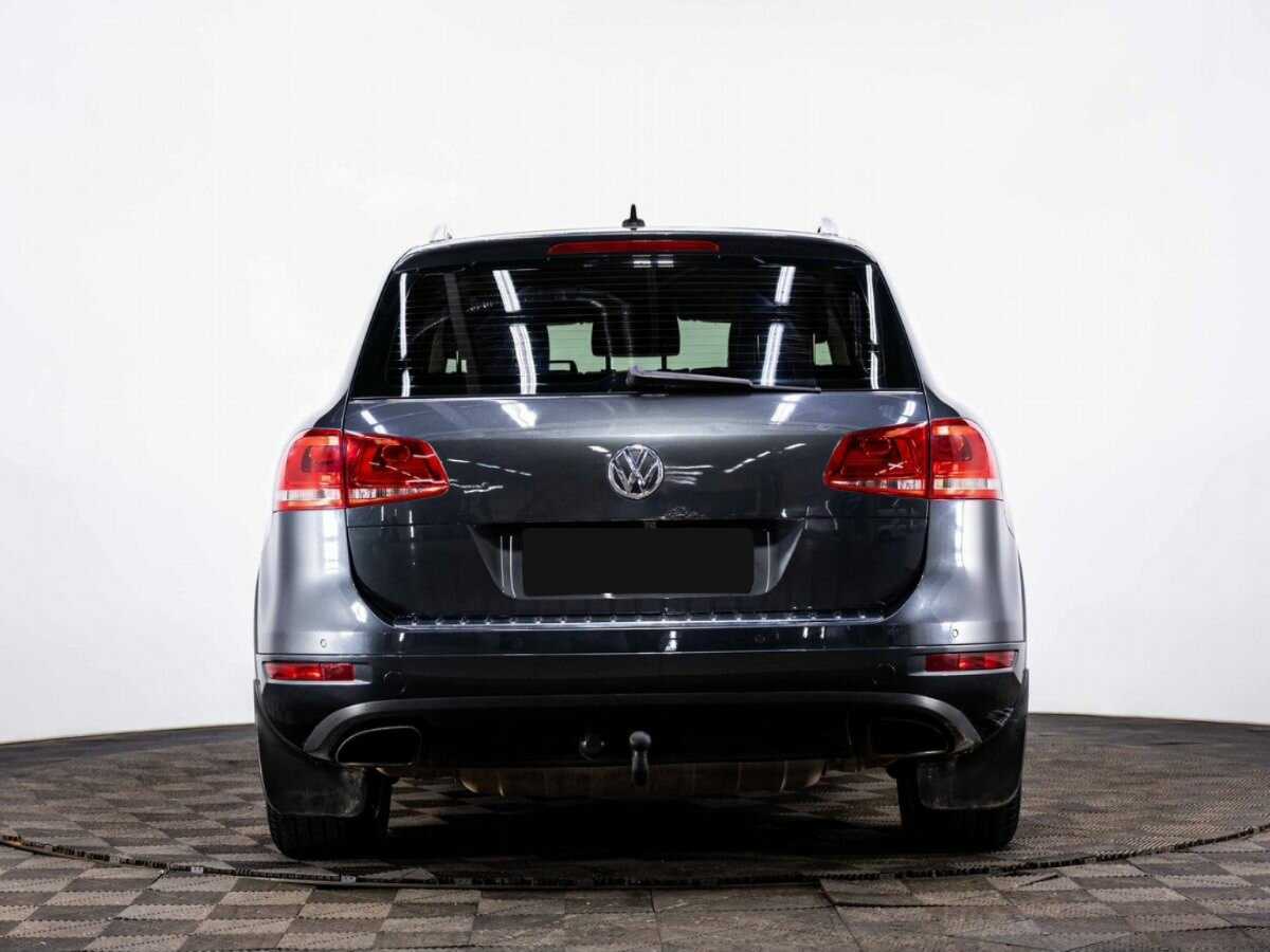 Volkswagen Touareg с пробегом — 2010 год. Фото: #4