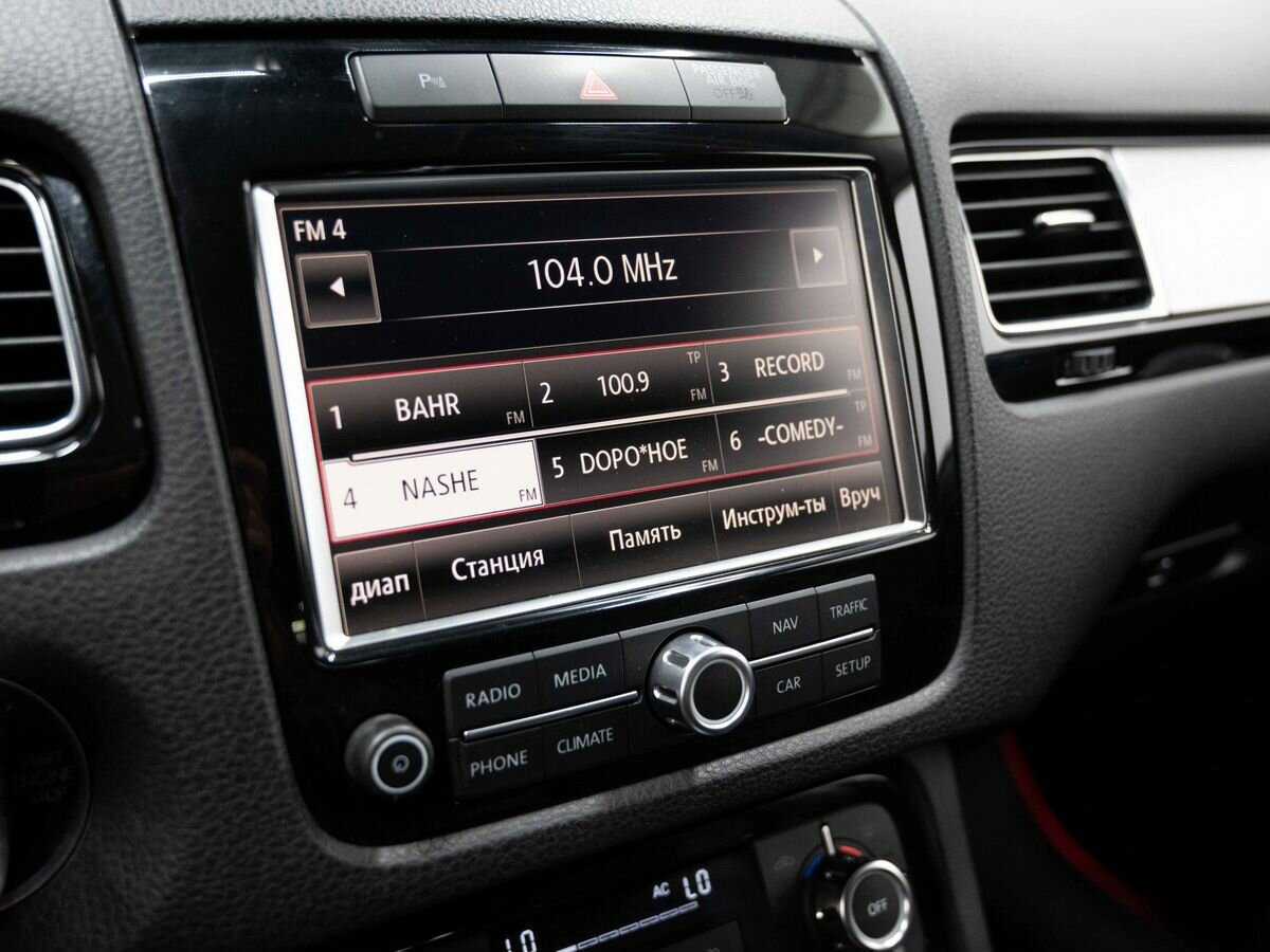 Volkswagen Touareg с пробегом — 2010 год. Фото: #22